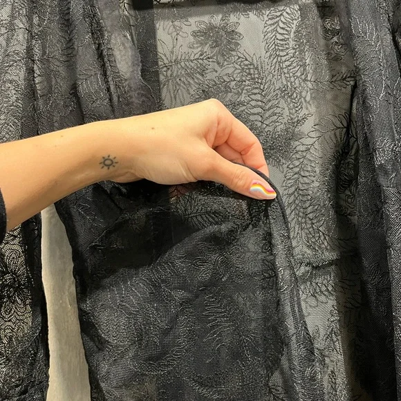 FreePeople - Black Sheer Lace Long Sleeve Robe - Picture 4 of 5
